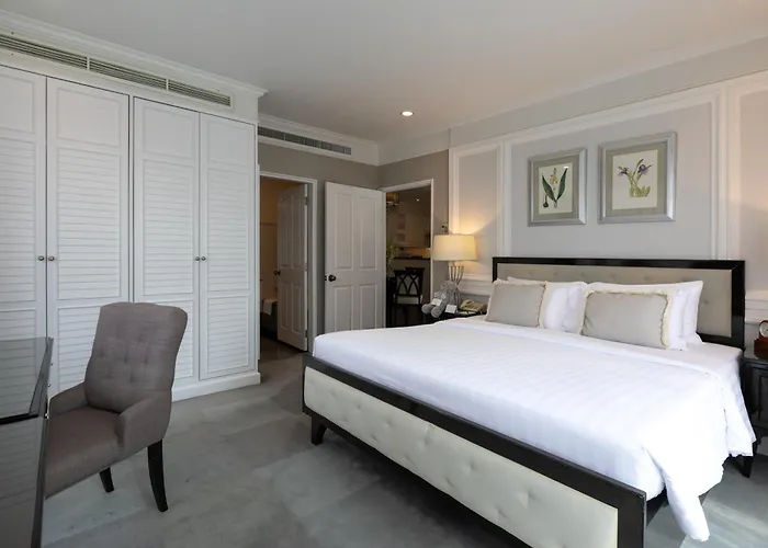 Cape House Hotel, Hotel